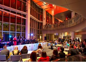 伯克利音樂學(xué)院/布朗大學(xué) - 商業(yè)領(lǐng)導(dǎo)力創(chuàng)新官方暑期課程 